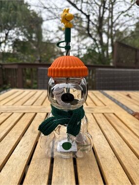 NEW Starbucks Snoopy & Peanuts limited edition Cup- price is for 1 cup
